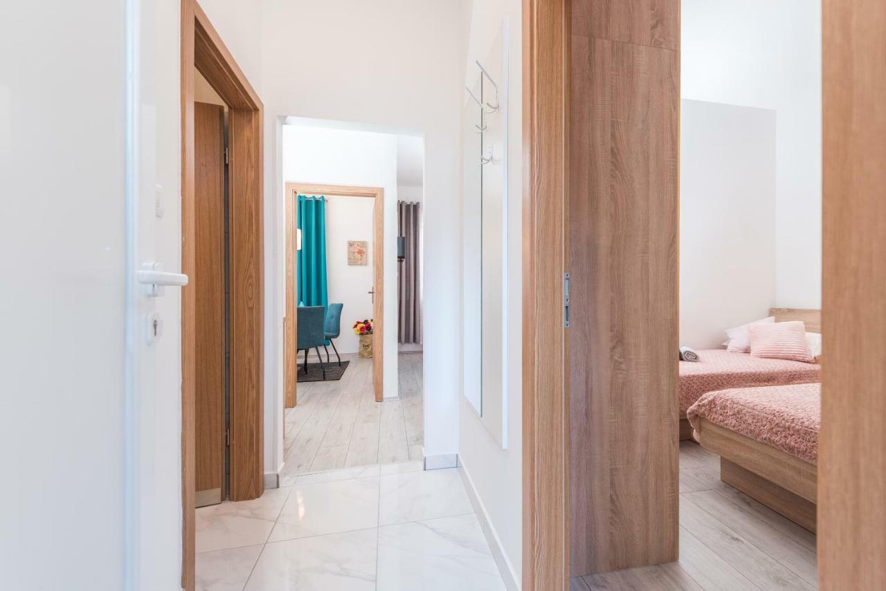 Tnt Apartment Zadar Buitenkant foto